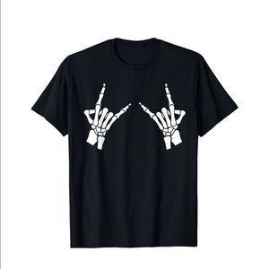 NWOT | Skeleton Metal Hands Gothic T-Shirt